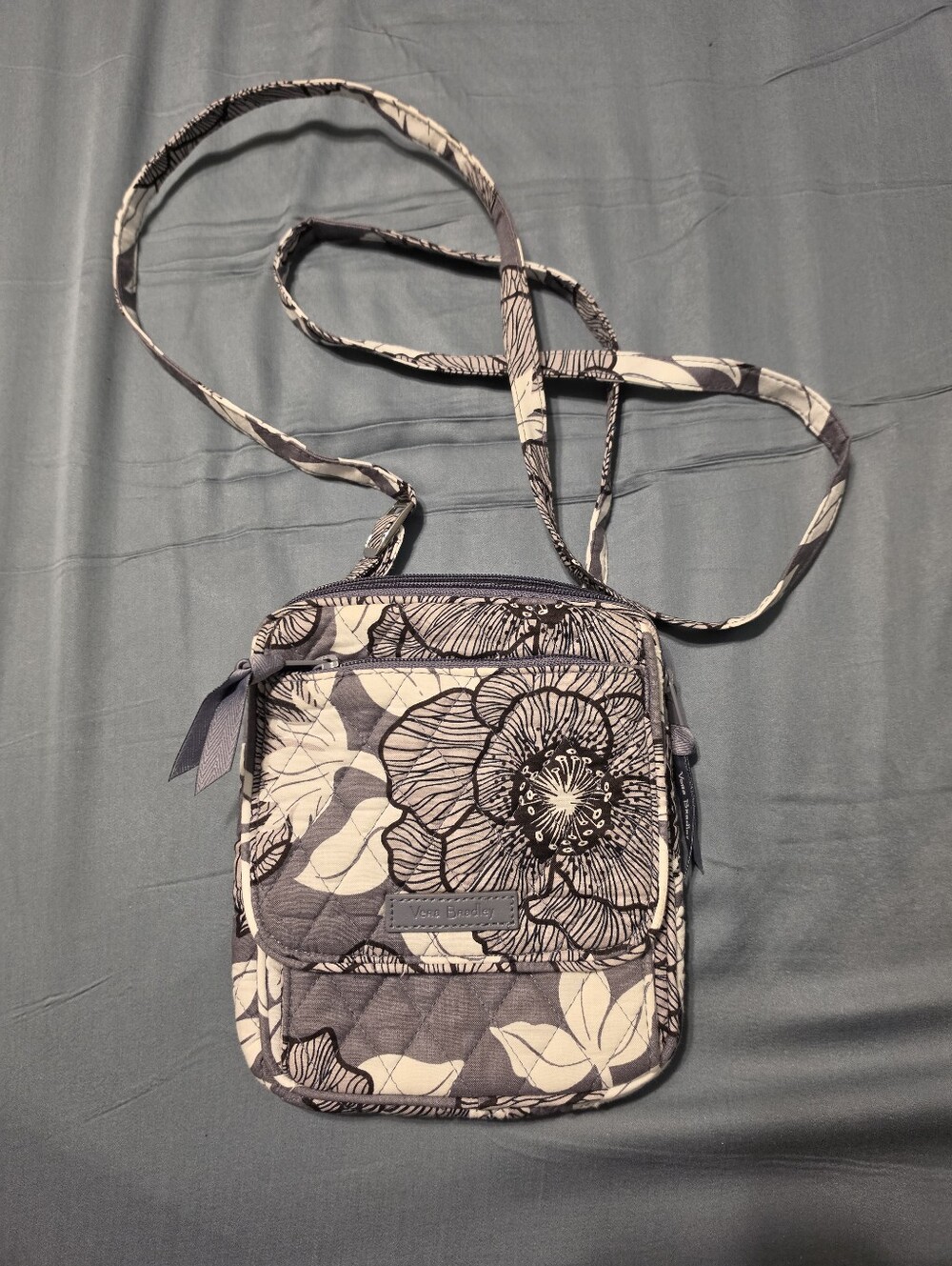 Vera Bradley Mini Hipster Crossbody in Moon Shadow Meadow EUC
